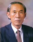 제2대교장선생님 사진